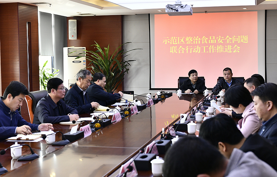 董立民.jpg 董立民.jpg