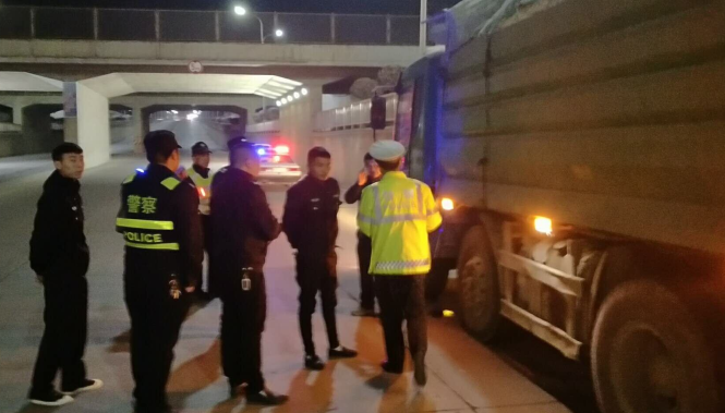 1514169520652042548.png QQ截图20171225104016.png