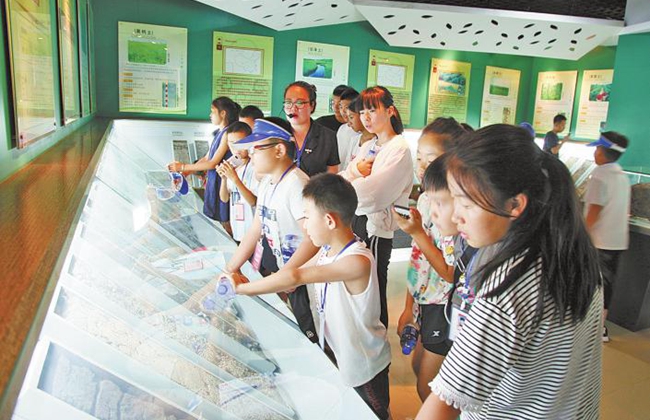 科研2.jpg 科研2.jpg