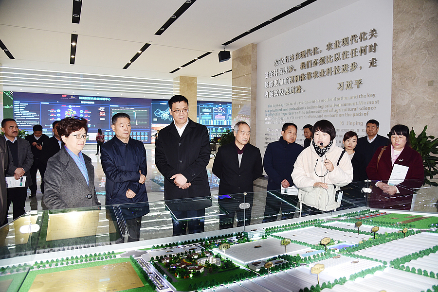 人大2.jpg 人大2.jpg