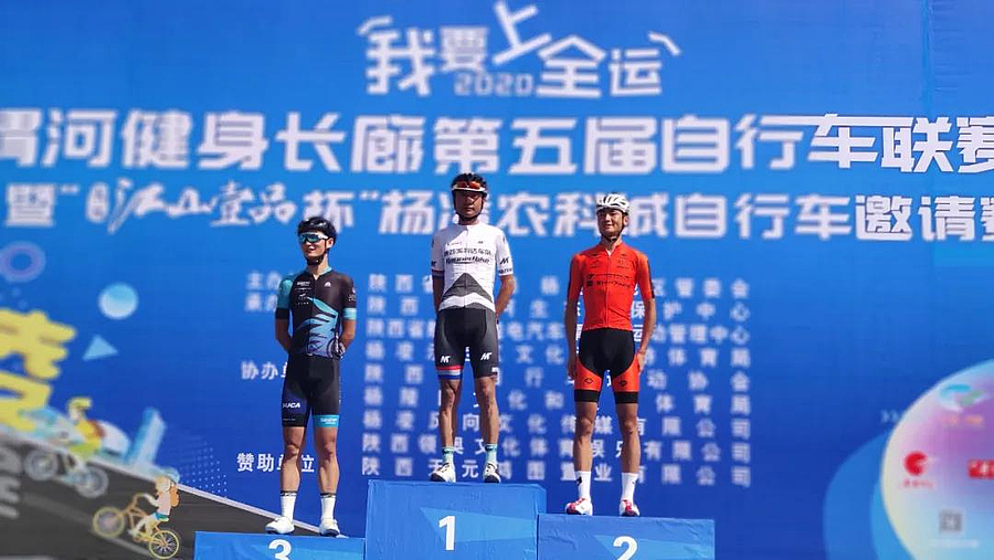 精英.jpg 精英.jpg