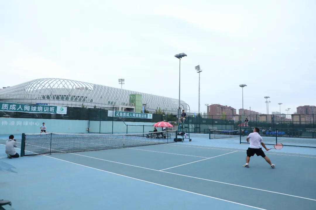 “陕西电子杯”2025陕西省群众网球公开赛在杨凌举办